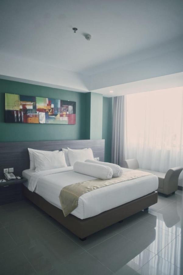 Ayani Hotel Banda Aceh Exteriör bild